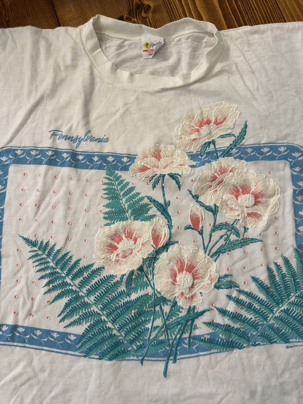 Vintage Pennsylvania T-shirt Size XXL Single Stitch Puff Print Floral Garden Tee